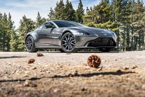 Aston Martin Vantage 2018 года  (NA)